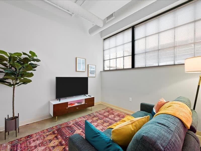 Cozysuites Roomy 1Br, Downtown Pittsburgh Extérieur photo