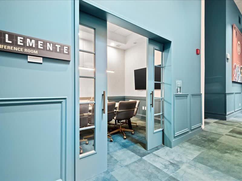 Cozysuites Roomy 1Br, Downtown Pittsburgh Extérieur photo