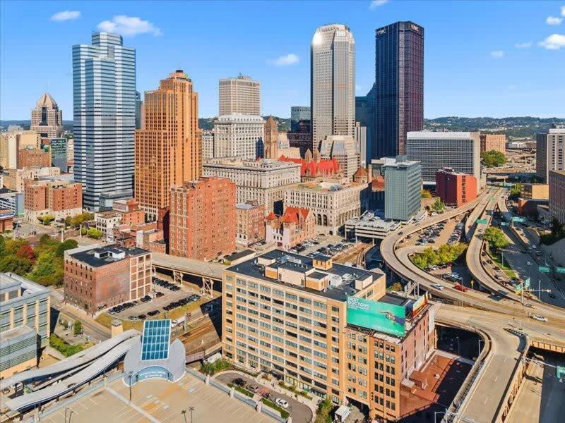 Cozysuites Roomy 1Br, Downtown Pittsburgh Extérieur photo